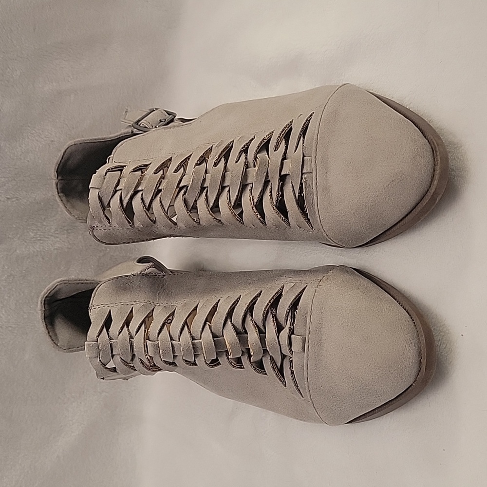 Qupid Grey Open Side Shoes Size 7.5 - image 1